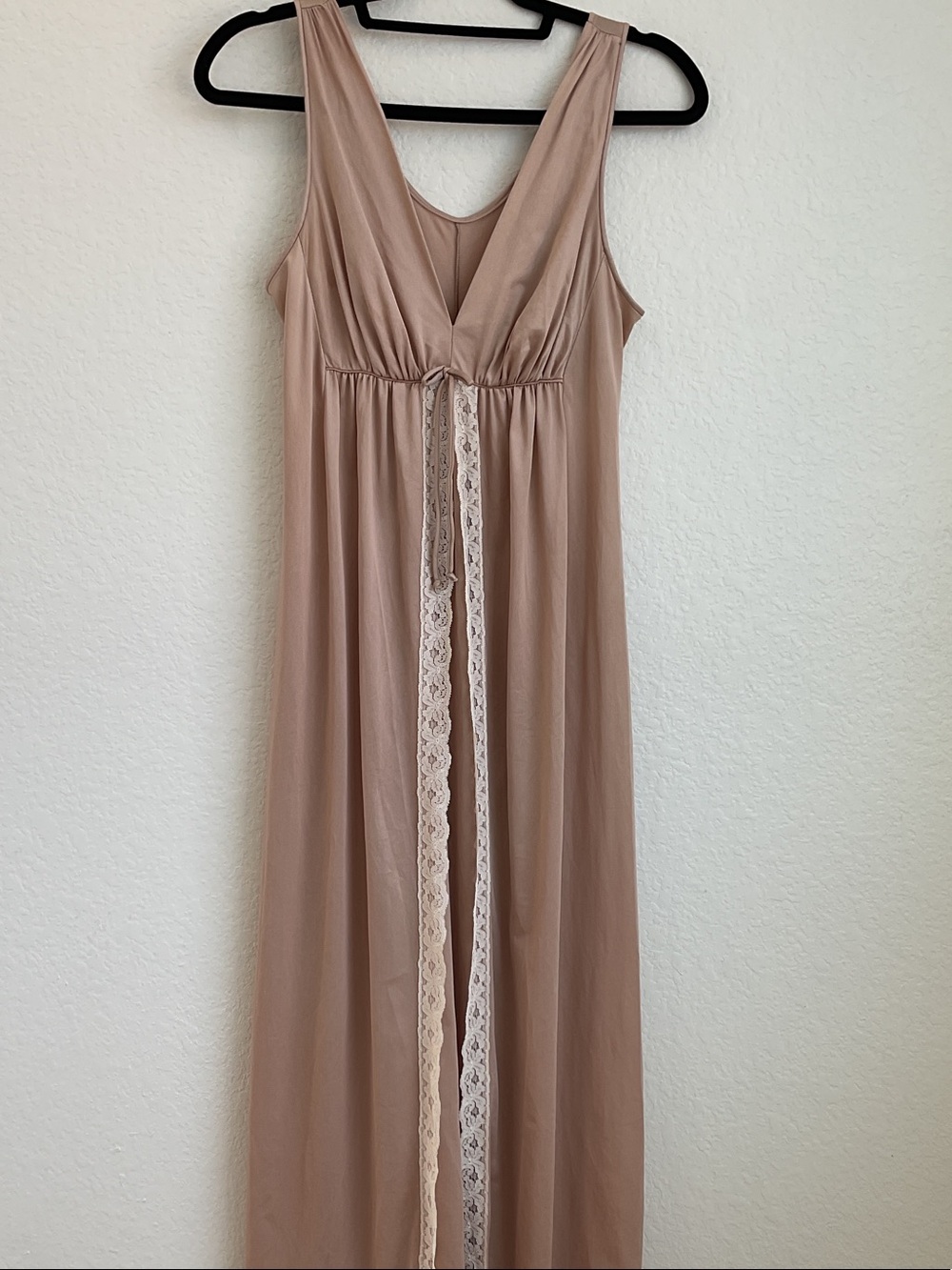 Vintage Texsheen Blush Lace-Trim Maxi Dress | small - Picture 4 of 16